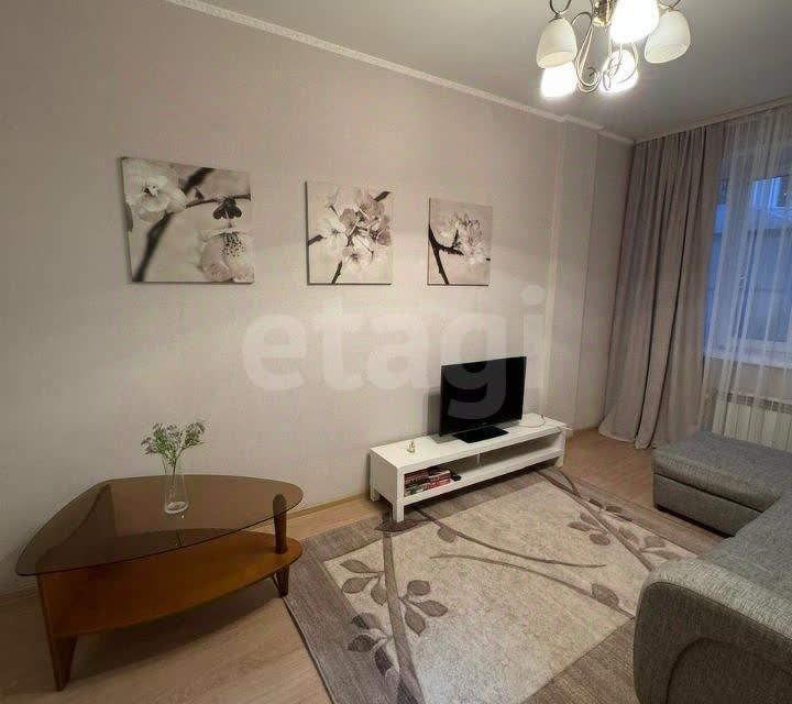 Сдаётся 1-комнатная квартира, 37 м²