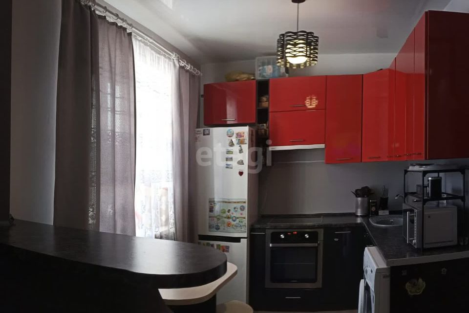 Продаётся 1-комнатная квартира, 37 м²