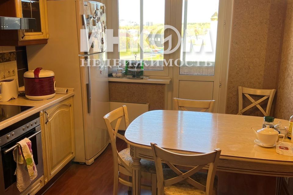 Сдаётся 3-комнатная квартира, 104 м²