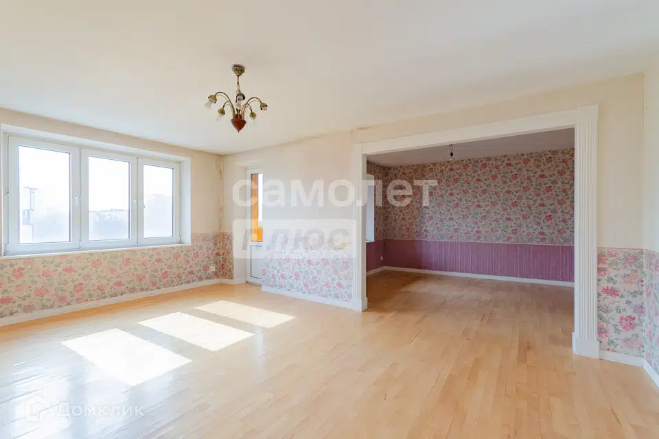 Продаётся 5-комнатная квартира, 111.9 м²