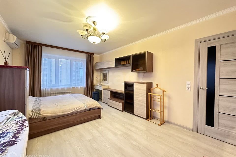 Продаётся 1-комнатная квартира, 49.4 м²