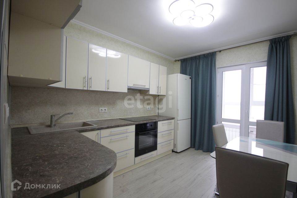 Продаётся 2-комнатная квартира, 57 м²