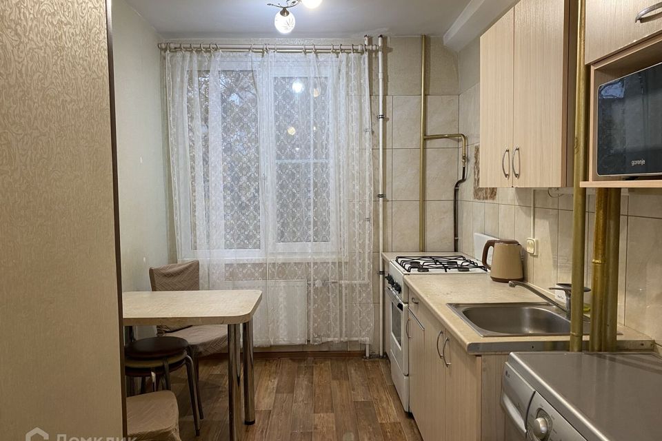 Сдаётся 2-комнатная квартира, 42 м²