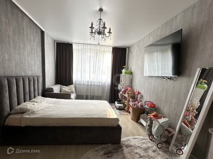 Продаётся 1-комнатная квартира, 42.3 м²