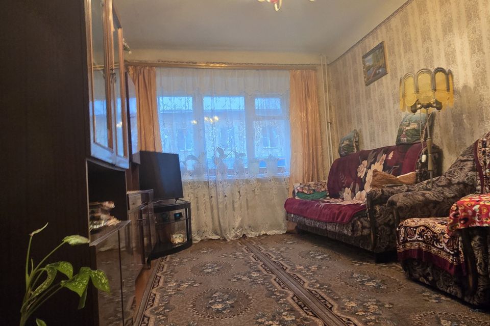 Продаётся 3-комнатная квартира, 57.5 м²