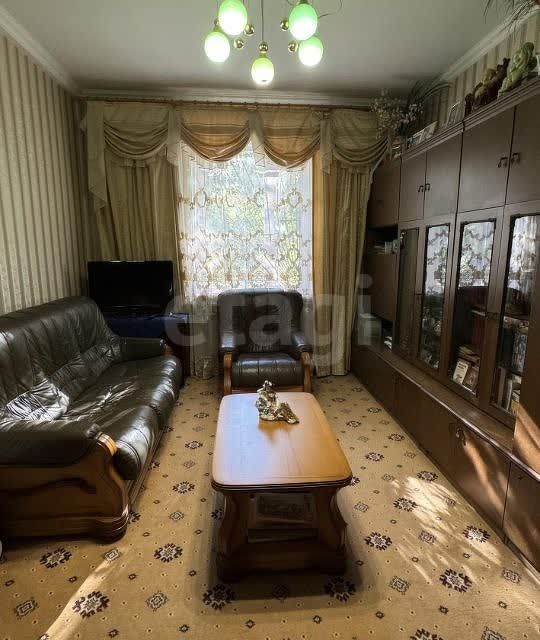 Продаётся 4-комнатная квартира, 85.4 м²