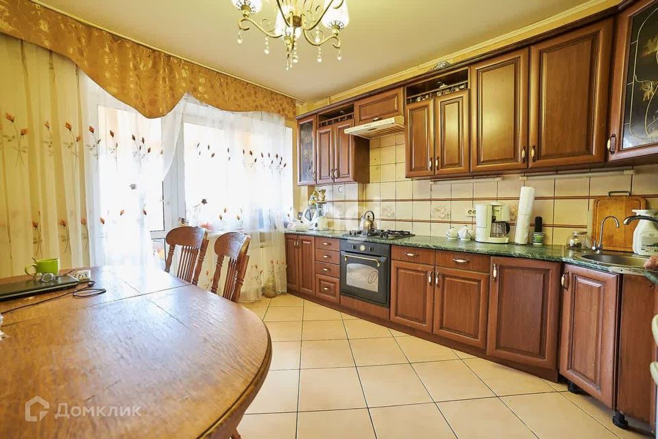 Продаётся 2-комнатная квартира, 87.5 м²