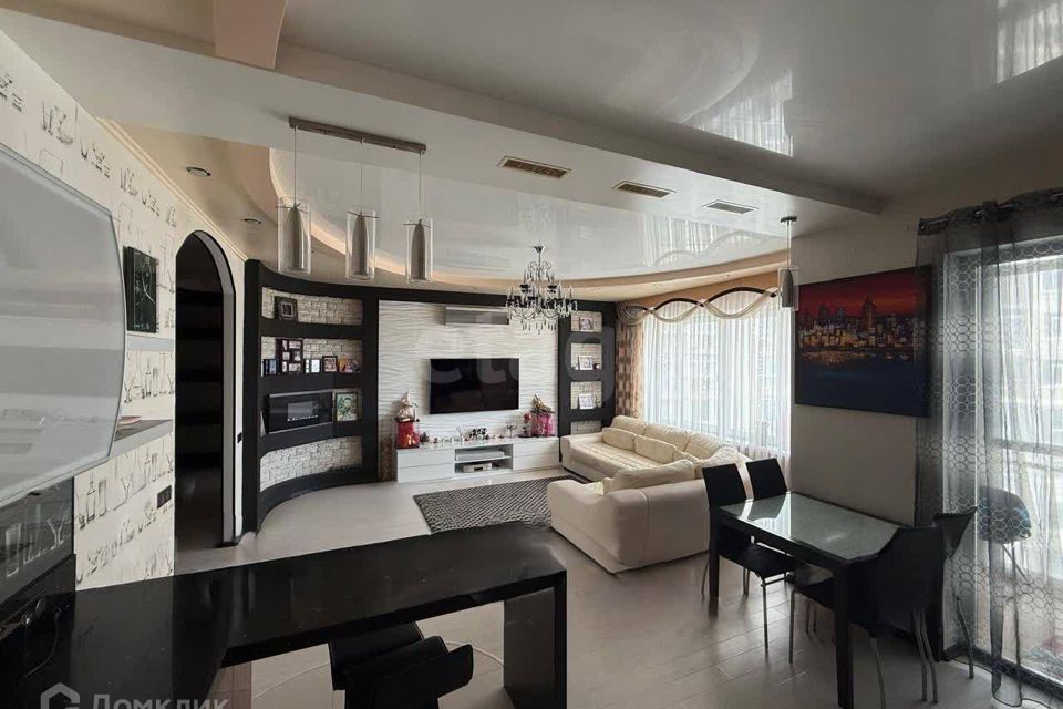 Сдаётся 3-комнатная квартира, 102 м²