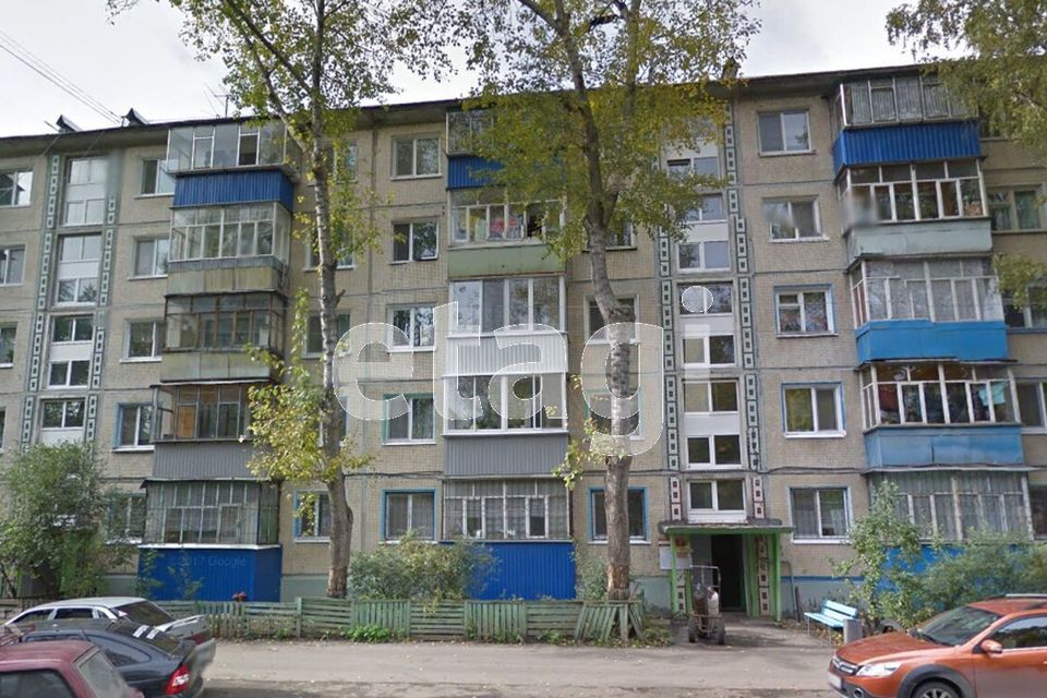 Продаётся 4-комнатная квартира, 59 м²