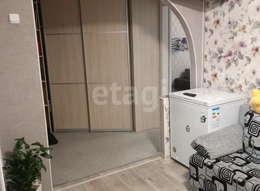 Продаётся 3-комнатная квартира, 50.8 м²