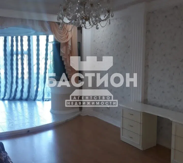 Продаётся 4-комнатная квартира, 89.6 м²