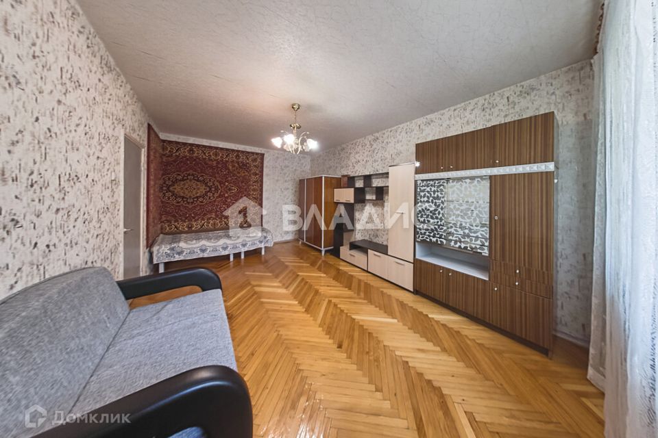 Продаётся 1-комнатная квартира, 37.8 м²