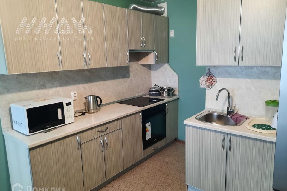 Сдаётся 2-комнатная квартира, 65.9 м²