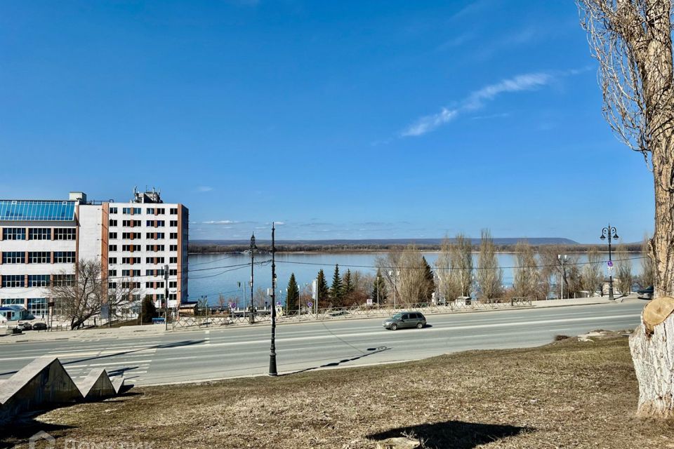 Продаётся 2-комнатная квартира, 57.4 м²