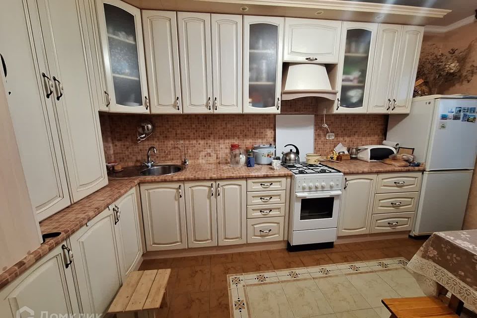 Продаётся 3-комнатная квартира, 77 м²