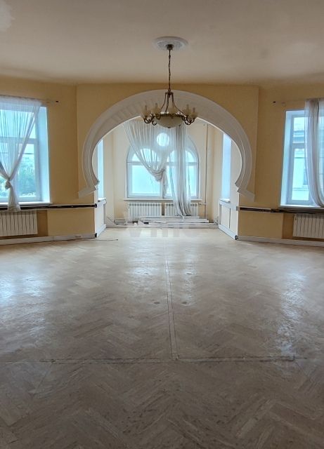 Продаётся 6-комнатная квартира, 257 м²