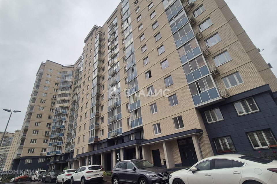 Продаётся 1-комнатная квартира, 37.7 м²