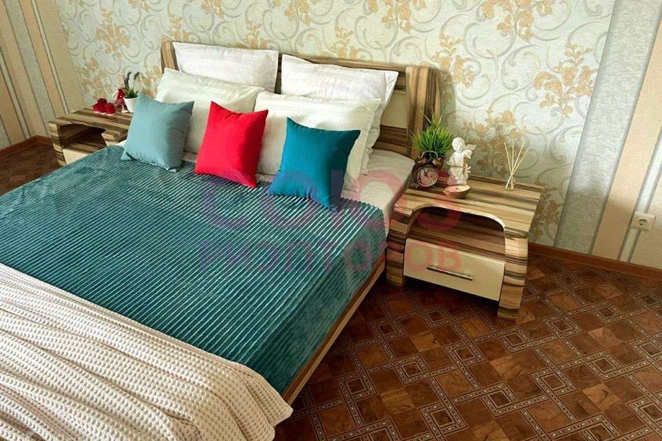 Сдаётся 2-комнатная квартира, 92 м²