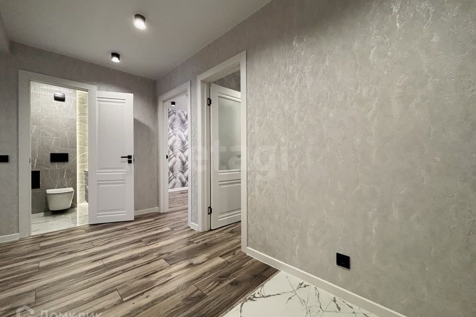 Продаётся 3-комнатная квартира, 72.5 м²