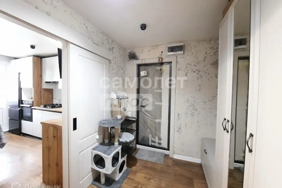 Продаётся 3-комнатная квартира, 59.5 м²