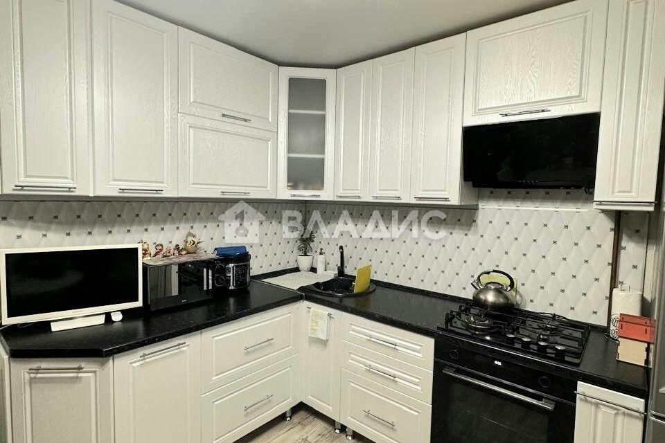 Продаётся 2-комнатная квартира, 56.6 м²