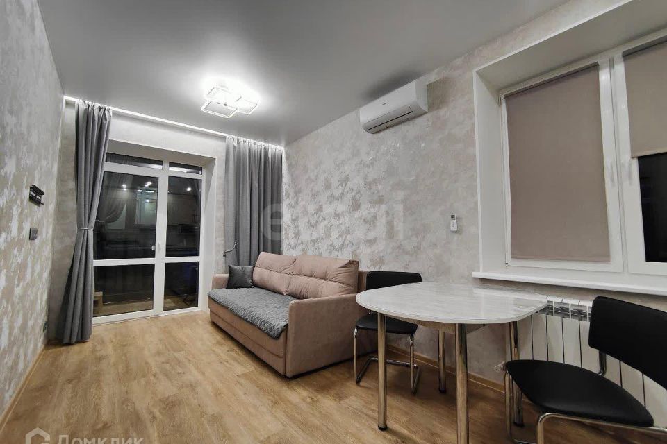 Сдаётся 1-комнатная квартира, 42.3 м²