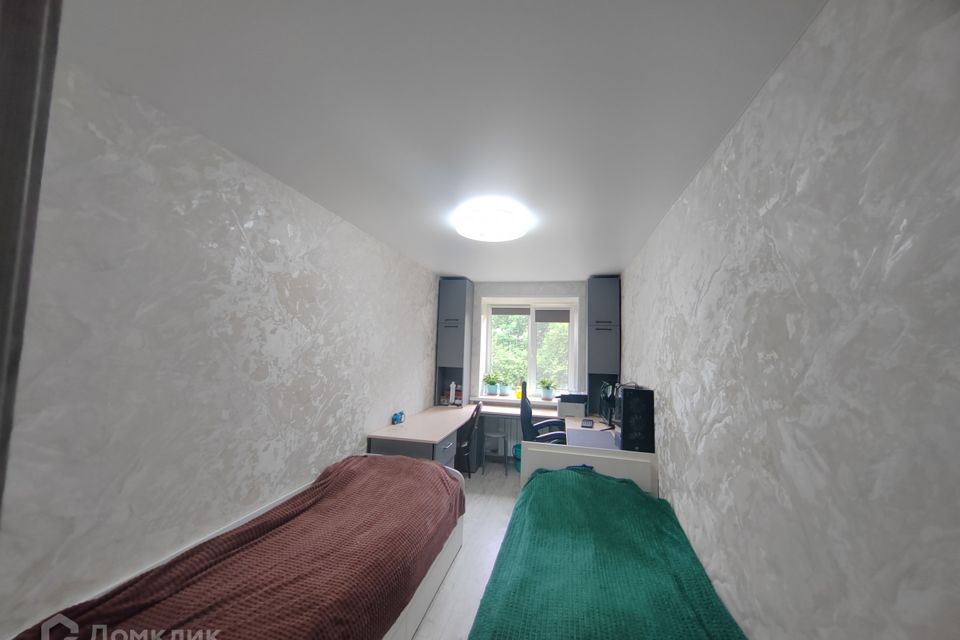 Продаётся 3-комнатная квартира, 57 м²