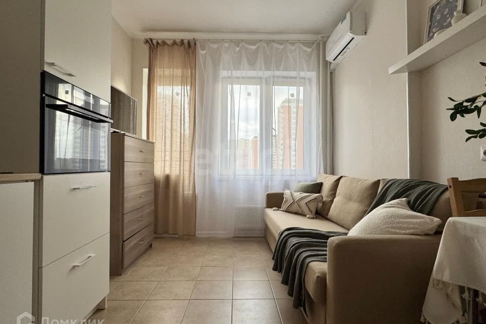 Продаётся 1-комнатная квартира, 38.2 м²