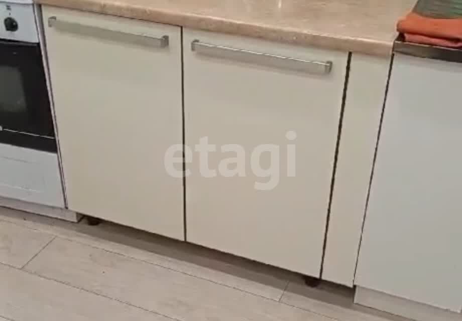 Сдаётся 1-комнатная квартира, 38 м²