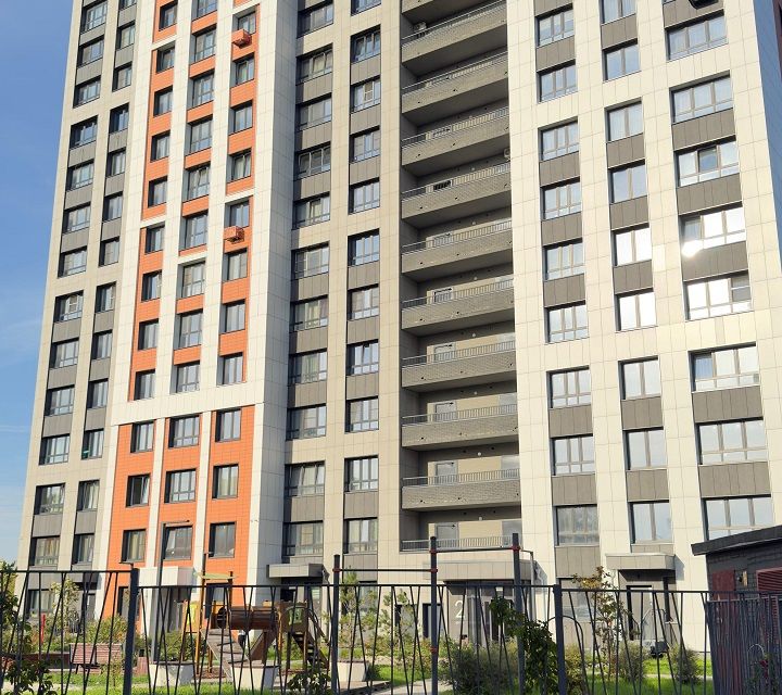 Продаётся 2-комнатная квартира, 71.7 м²