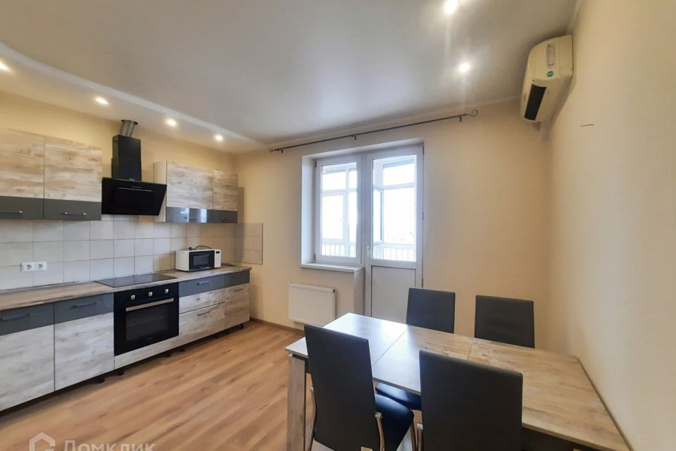Сдаётся 2-комнатная квартира, 71.68 м²