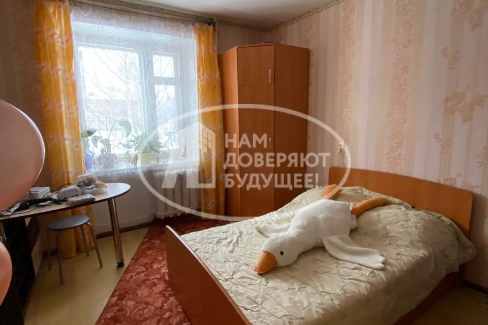 Продаётся 3-комнатная квартира, 57.4 м²