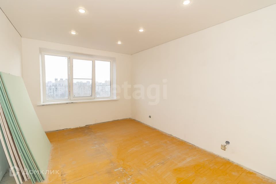 Продаётся 3-комнатная квартира, 63.5 м²