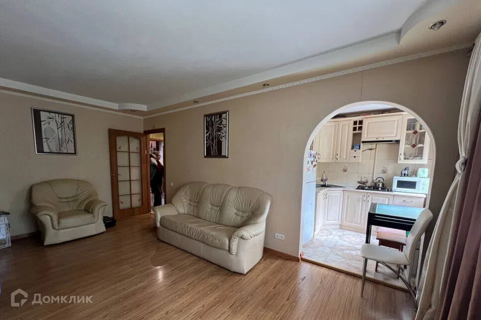Продаётся 3-комнатная квартира, 63 м²