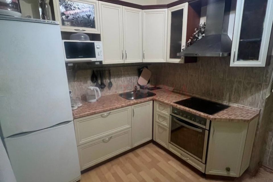 Продаётся 1-комнатная квартира, 37 м²