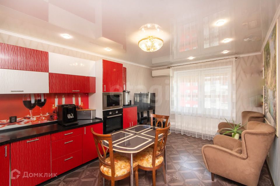 Продаётся 3-комнатная квартира, 74.6 м²