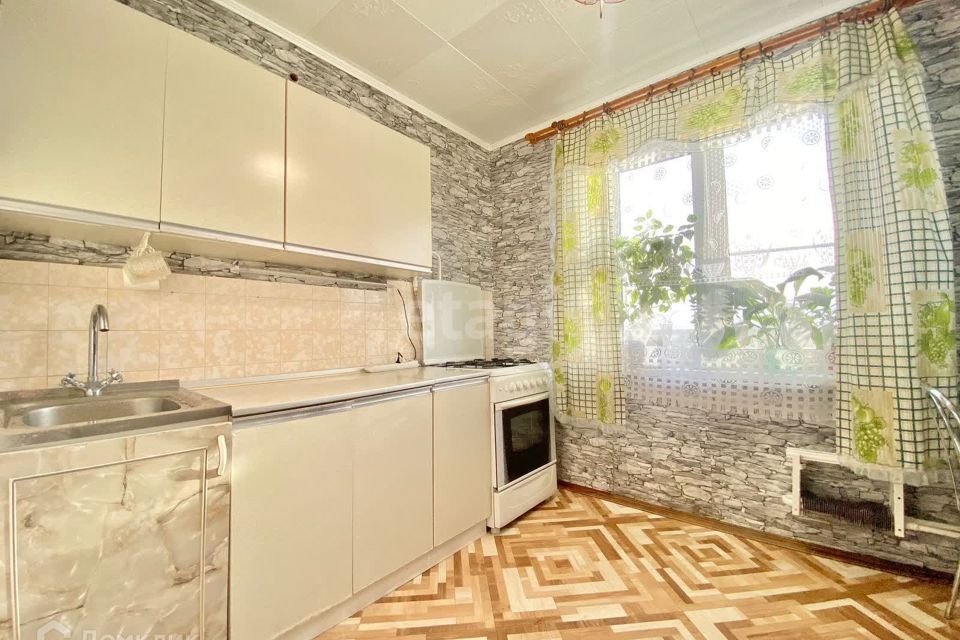 Продаётся 2-комнатная квартира, 50.6 м²