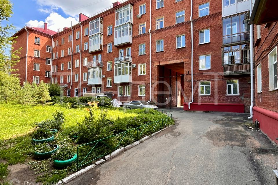 Продаётся 2-комнатная квартира, 60.7 м²
