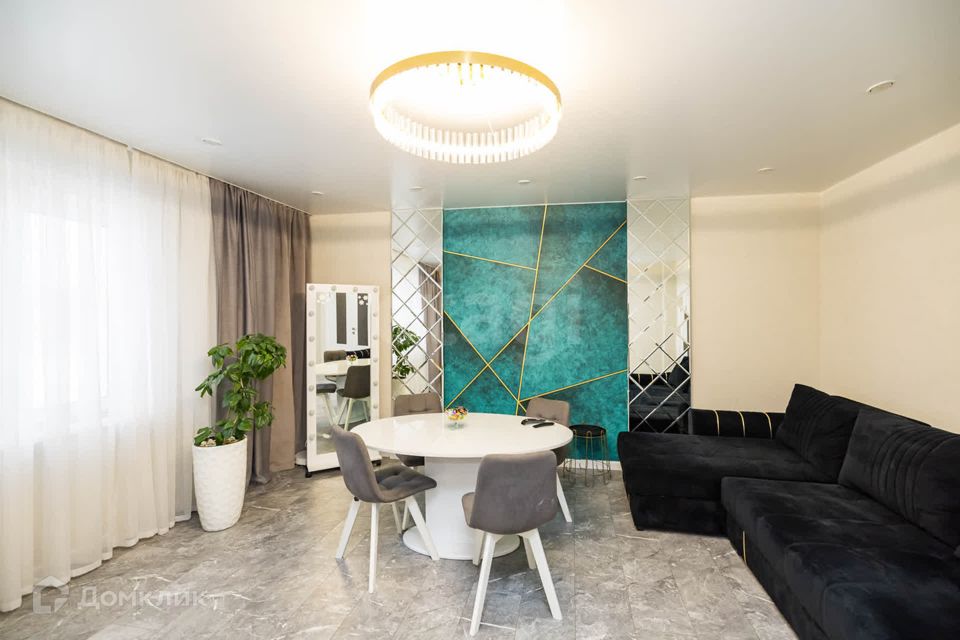Продаётся 3-комнатная квартира, 87.3 м²