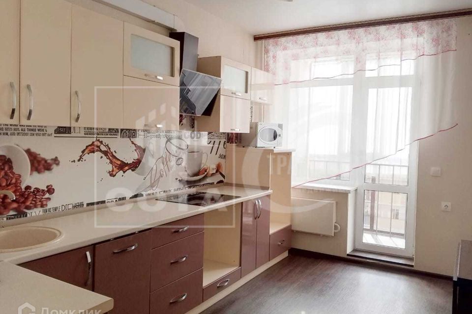 Продаётся 2-комнатная квартира, 55.5 м²