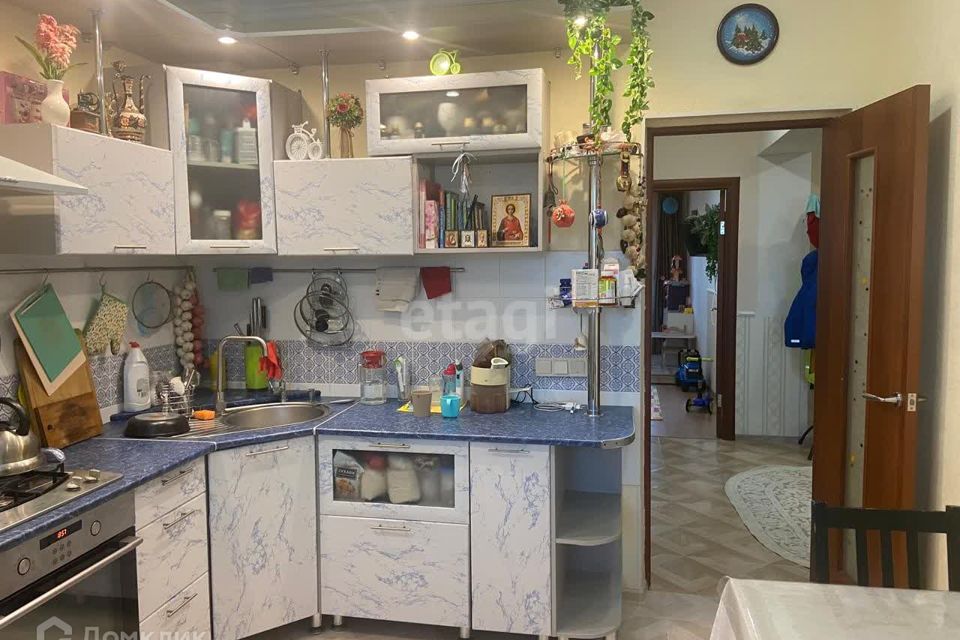Продаётся 2-комнатная квартира, 60.5 м²