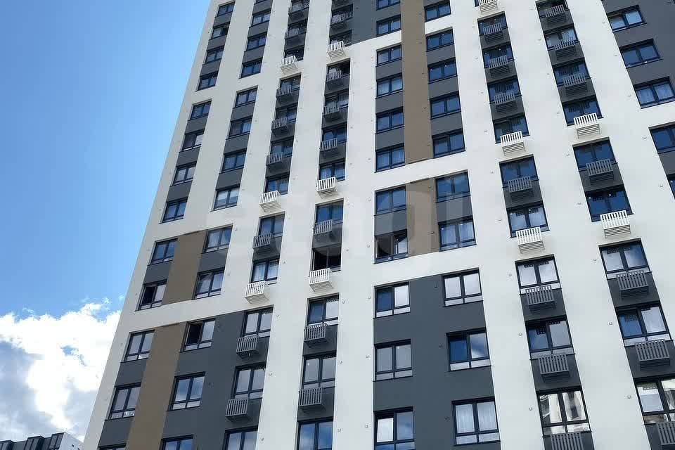 Продаётся 1-комнатная квартира, 42 м²