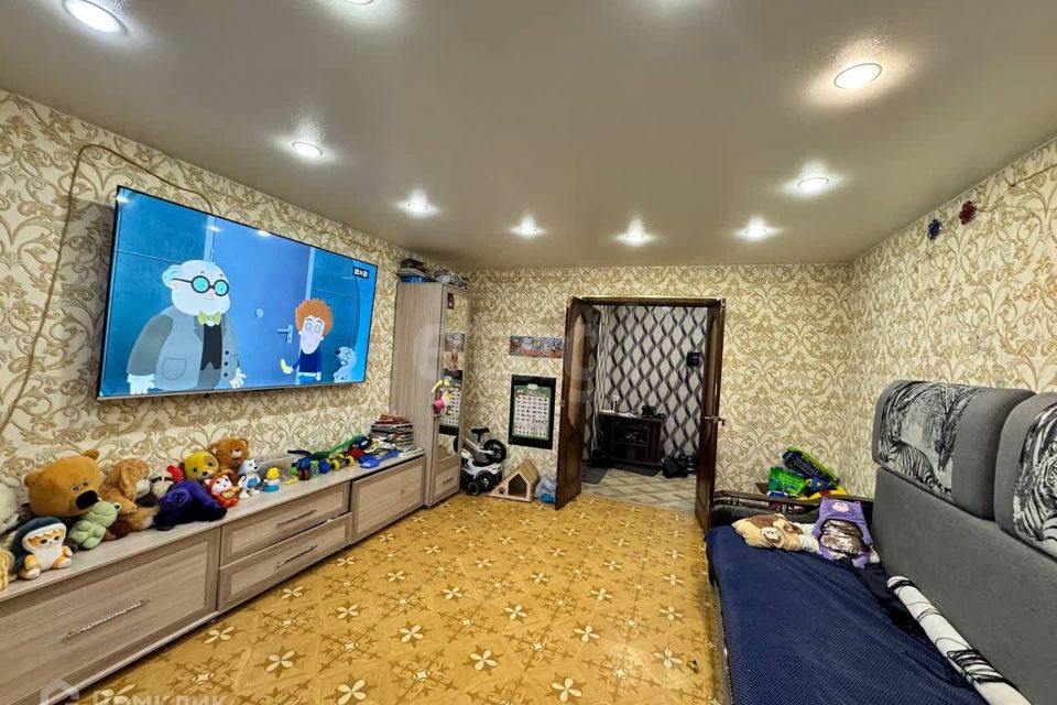 Продаётся 4-комнатная квартира, 76.7 м²