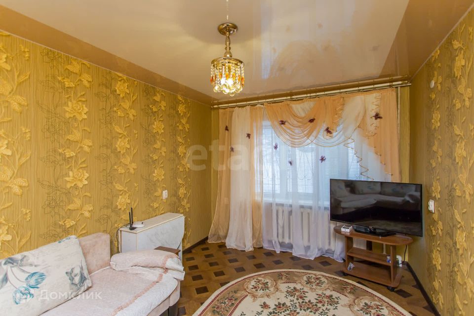 Продаётся 3-комнатная квартира, 57.8 м²