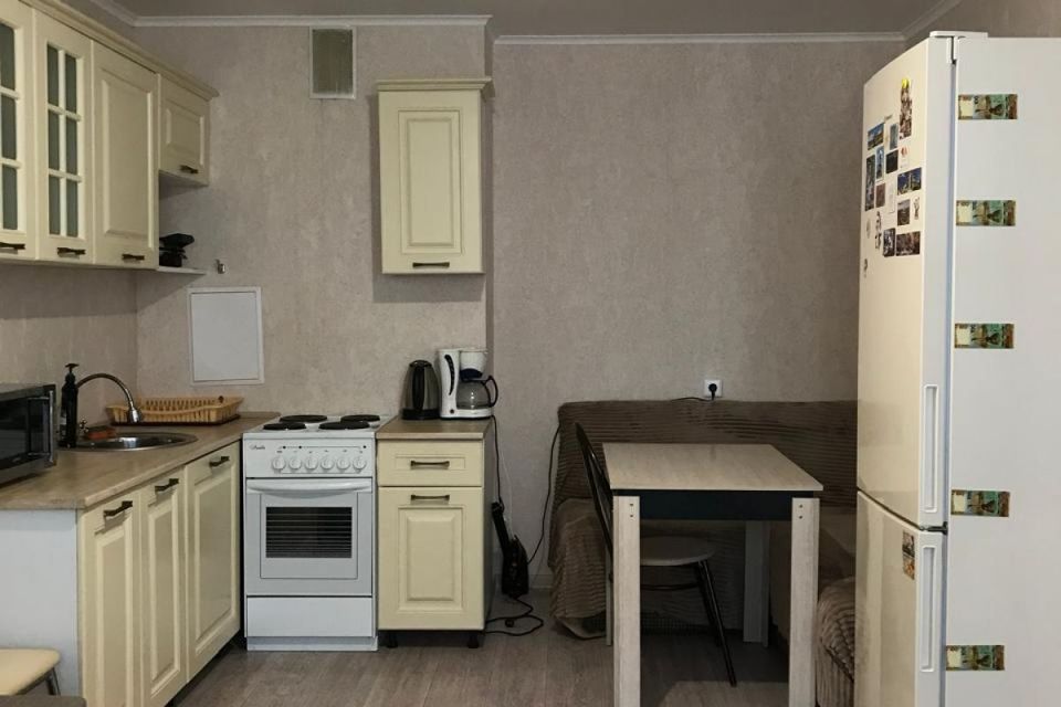 Продаётся 1-комнатная квартира, 37.3 м²