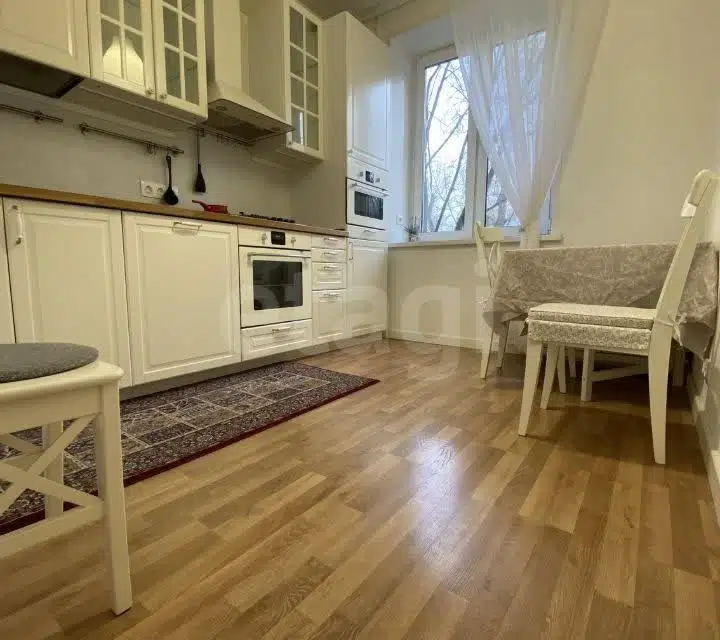Продаётся 2-комнатная квартира, 56.6 м²