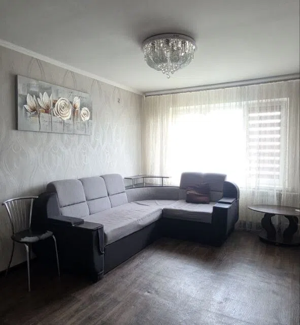 Продаётся 3-комнатная квартира, 57.6 м²