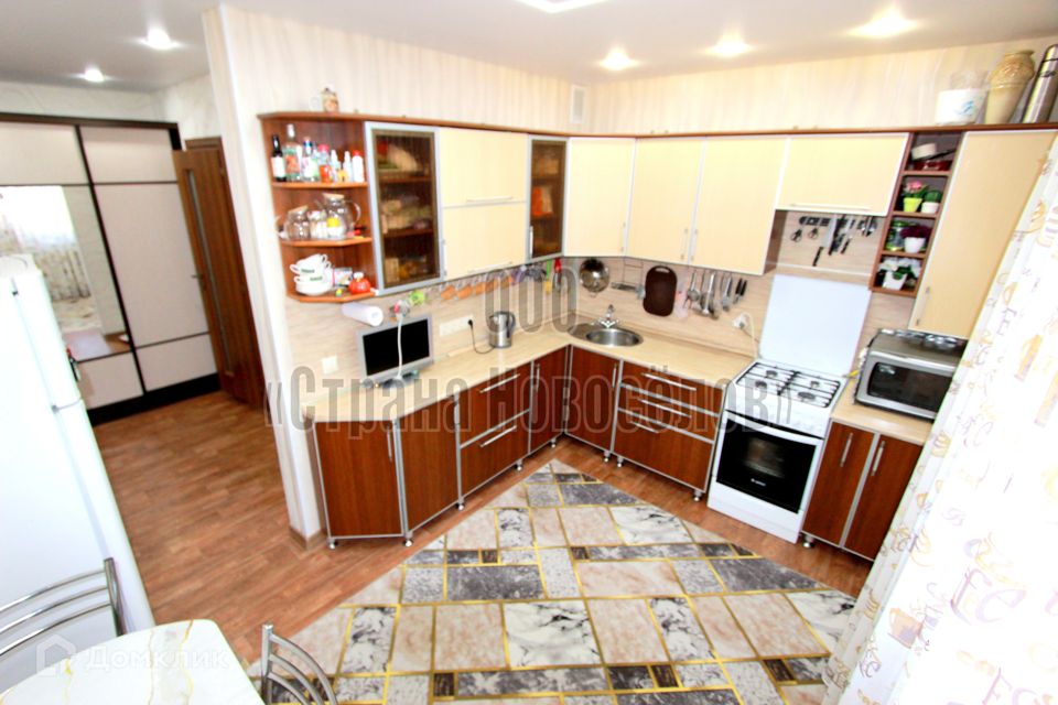 Продаётся 2-комнатная квартира, 73.8 м²