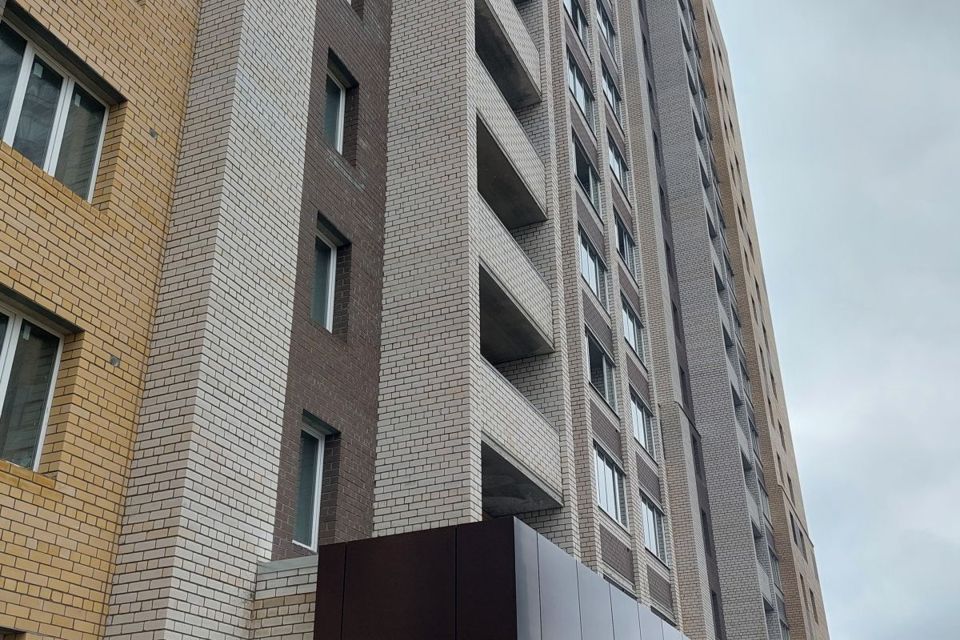 Продаётся 1-комнатная квартира, 42.7 м²