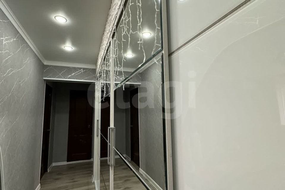 Продаётся 3-комнатная квартира, 67.7 м²